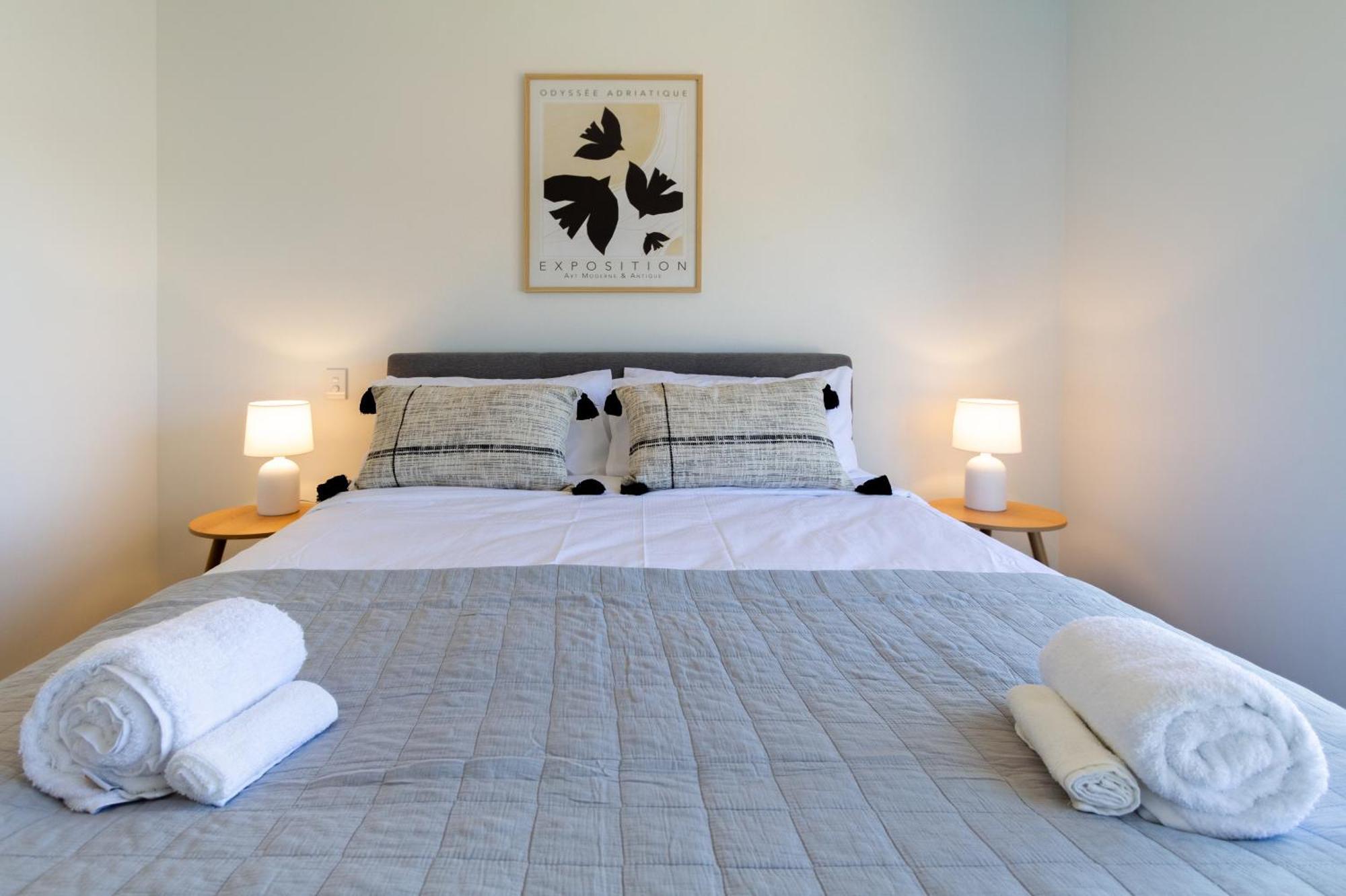 Chic 2-Bed Gem: Trust Arena Proximity - West Akl Auckland Exterior foto