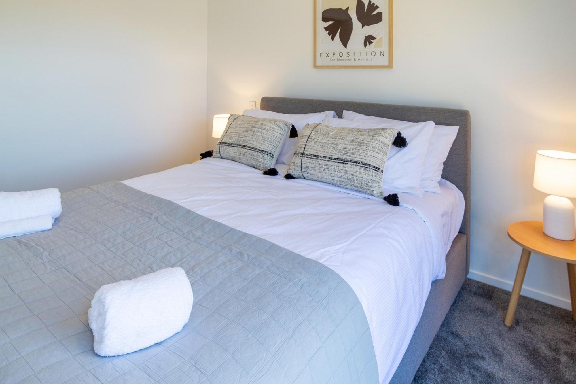 Chic 2-Bed Gem: Trust Arena Proximity - West Akl Auckland Exterior foto